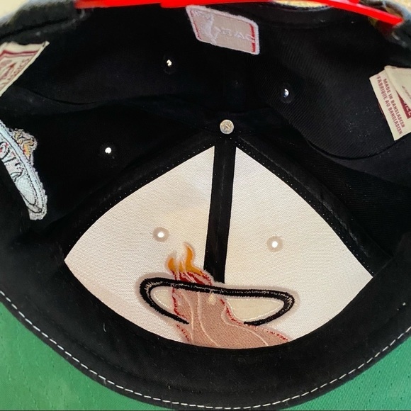 47 Brand Miami Heat Flat Brim Snapback Wool Blend Hat Cap One Size - Picture 6 of 10